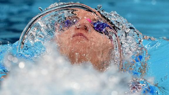 American Regan Smith swims the final of the women's 100-meter backstroke on July 27. She won the bronze.