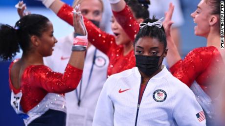 Opinion: I used to be an elite athlete. I relate to Simone Biles&#39;s struggle