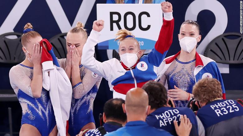 Team ROC celebrates winning the gold medal in the women&#39;s team gymnastic final at Tokyo 2020.