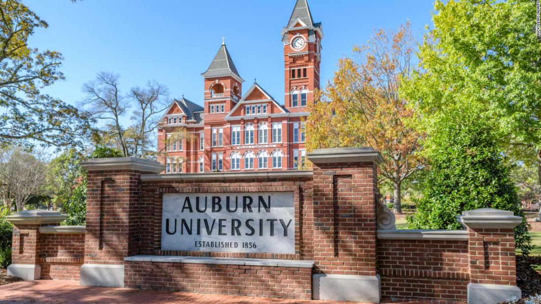 Auburn University giving $1,000 scholarships, prime parking and other  prizes to fully-vaccnated students - CNN