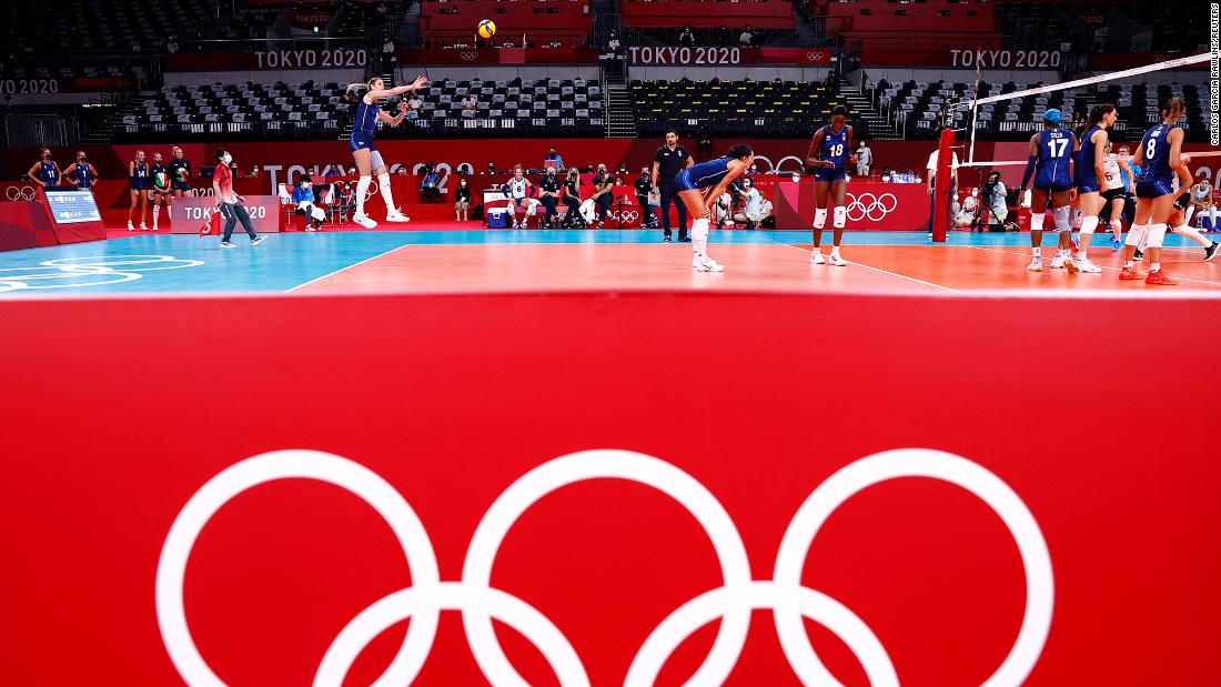 Italy&#39;s Cristina Chirichella serves the ball during a match against Argentina on July 29.