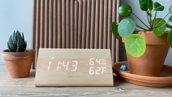     Jall digital alarm clock made of wood 
