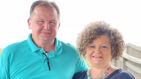 Mark e Sherry McCall sono sposati da più di 38 anni e a luglio è stato diagnosticato il Covid-19.