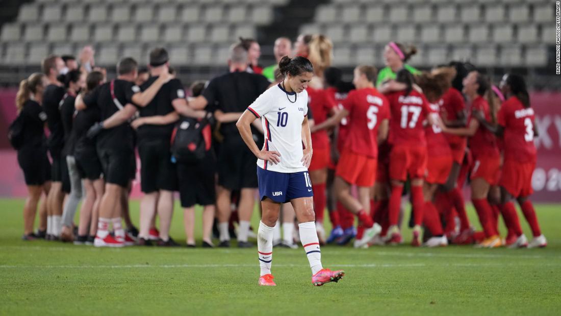 The United States&#39; Carli Lloyd leaves the field after the Americans &lt;a href=&quot;https://www.cnn.com/world/live-news/tokyo-2020-olympics-08-02-21-spt/h_b1b8d645ed70fa3fab891ec3cb76cf07&quot; target=&quot;_blank&quot;&gt;lost to Canada in a semifinal match&lt;/a&gt; on August 2. The US team was trying to become the first reigning World Cup champion to win Olympic gold.