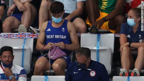 Tom Daley - Olympic gold medalist and avid knitter 