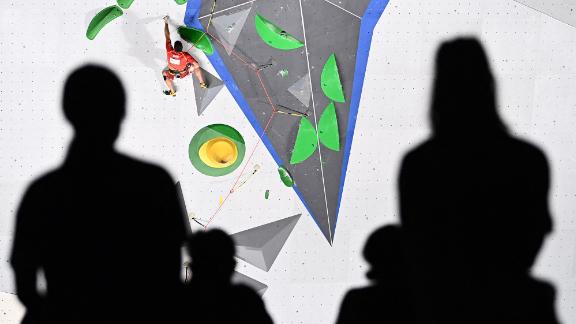 Spain's Alberto Ginés López competes in sport climbing on August 3. He would go on to win gold.