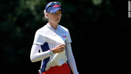 Korda gestures on 18th hole during the first round of the women&#39;s golf event at the 2020 Summer Olympics.