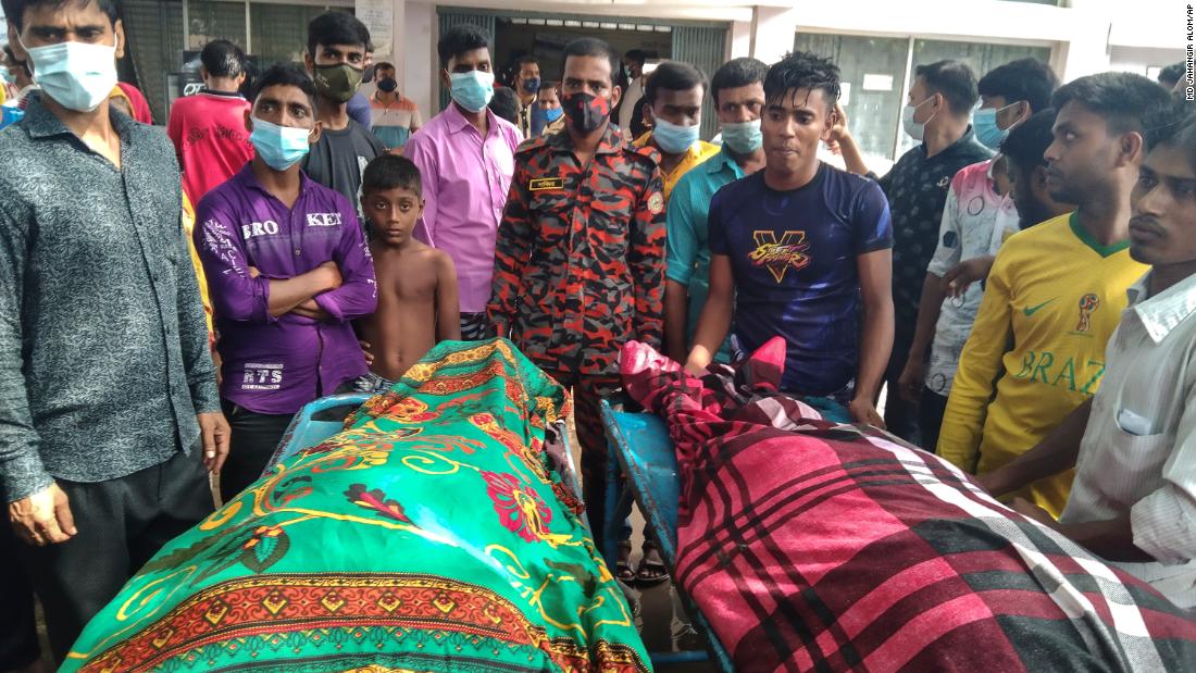 Bangladesh: Seventeen Die When Lightning Strikes Wedding Party - CNN