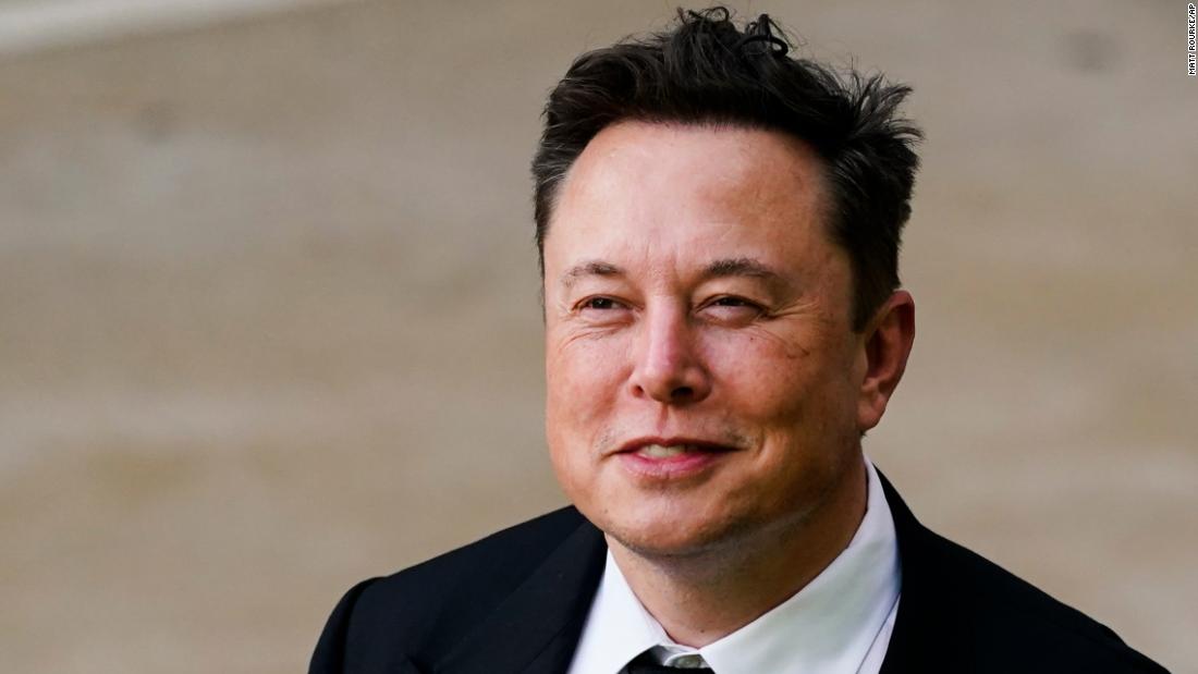 Elon Musk says Steve Jobs biographer is writing a book about him