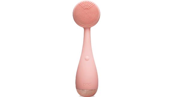 PMD Clean facial cleansing device