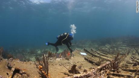 Diving with a Purpose trains volunteers to become underwater archaeology advocates.