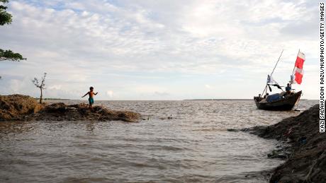 Les zones côtières comme Monpura à Bhola, au Bangladesh, sont en première ligne du changement climatique.