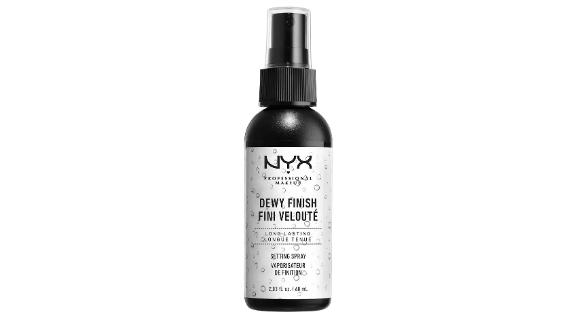 Nyx Professional Makeup Dewy Finish Face Setting Spray