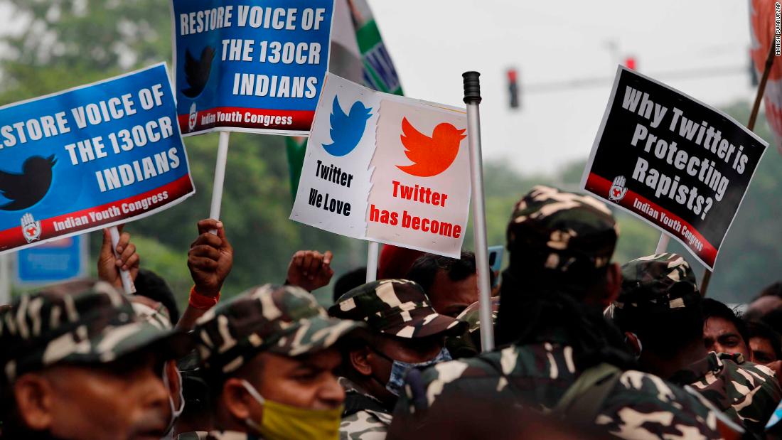 Twitter blocks Indian opposition accounts for revealing identity of child allegedly raped and murdered