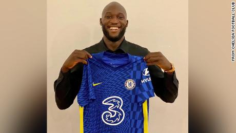 Romelu Lukaku has signed a five-year deal to come back to Stamford Bridge.