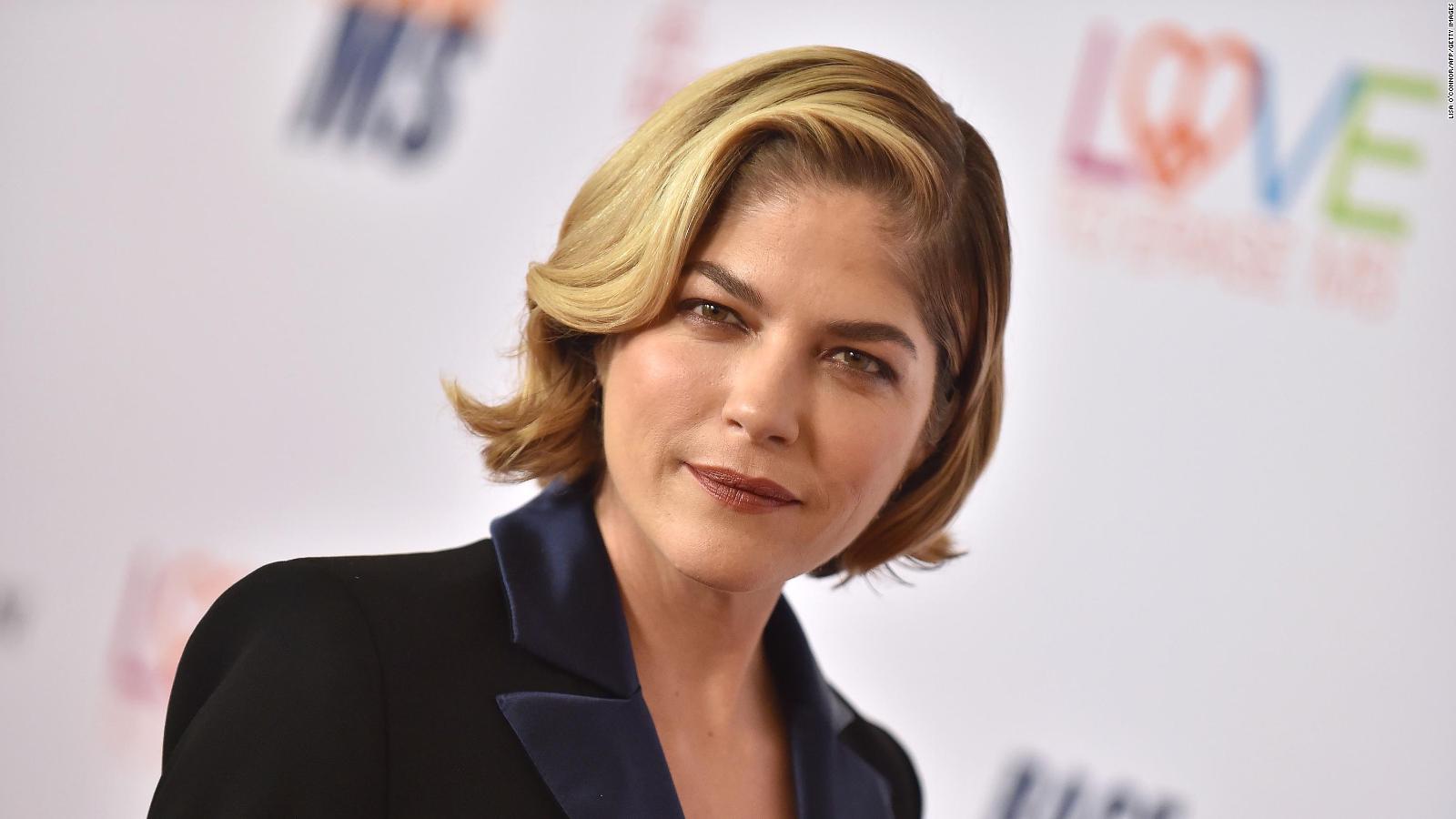 Selma Blair Opens Up About Life With Multiple Sclerosis In Emotional 7988