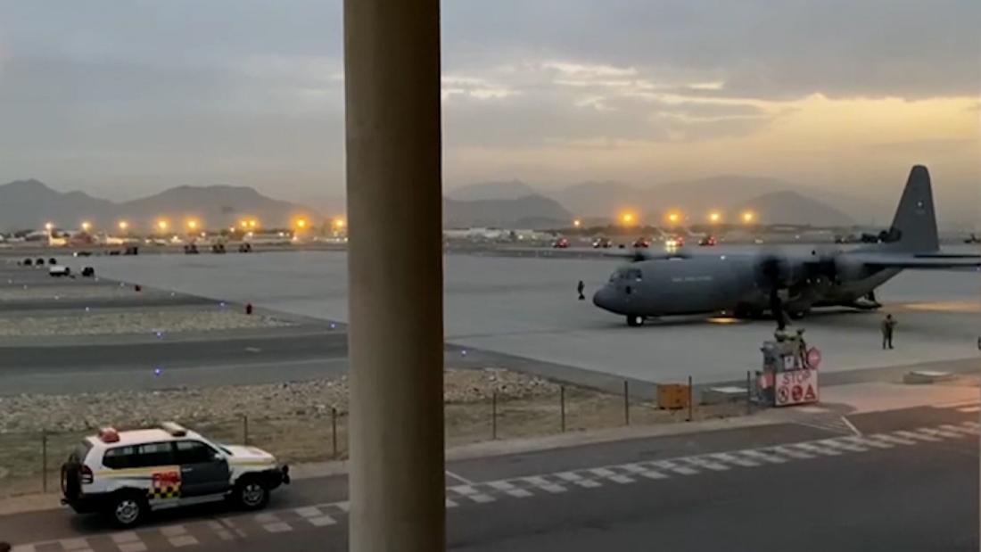 See Breathtaking Scale Of Evacuation Effort At Kabul Airport Cnn Video [ 619 x 1100 Pixel ]
