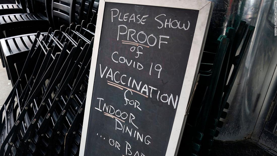 Restaurant owners sue New York City over vaccine mandate