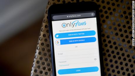 How to advertise onlyfans without social media
