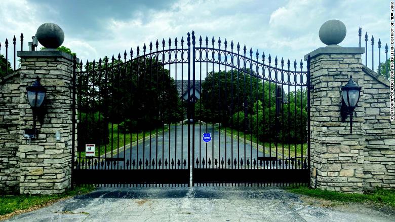 The entrance to R. Kelly's former home in Olympia Fields, Illinois.