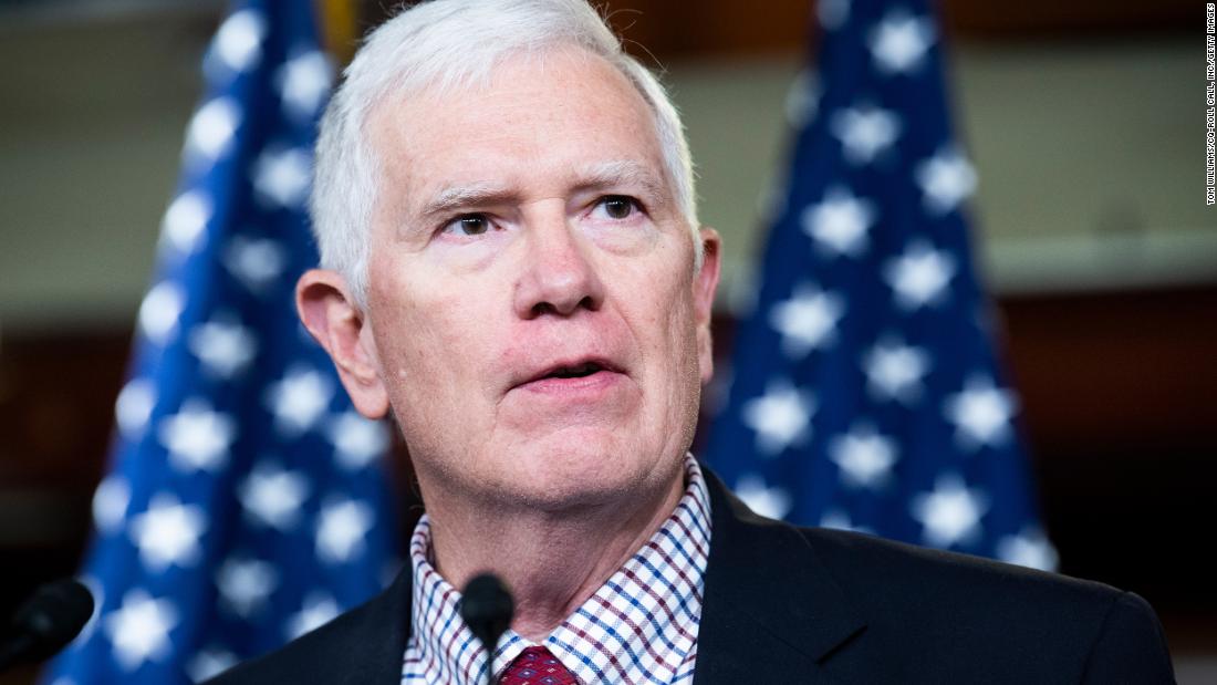Trump's rally in Alabama is a boon for Mo Brooks' Senate campaign