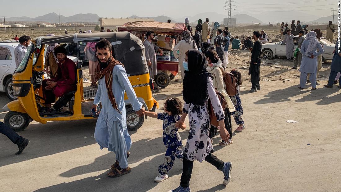 Dozens of US Air Force planes head to Kabul as 20,000 people remain at airport