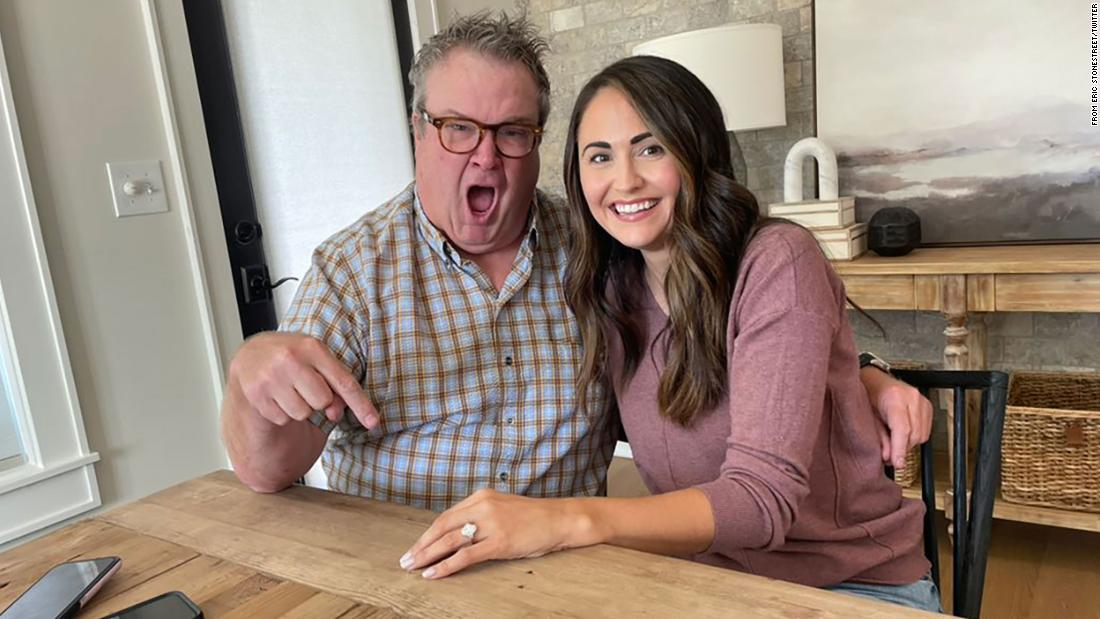 Eric Stonestreet is engaged