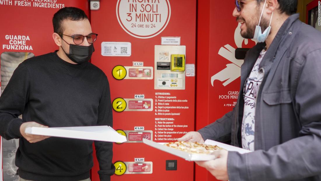 What pizza from a vending machine really tastes like