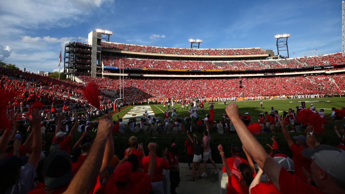 States making up the SEC have low vaccination rates, but stadiums will be at 100% capacity as college football kicks off this weekend