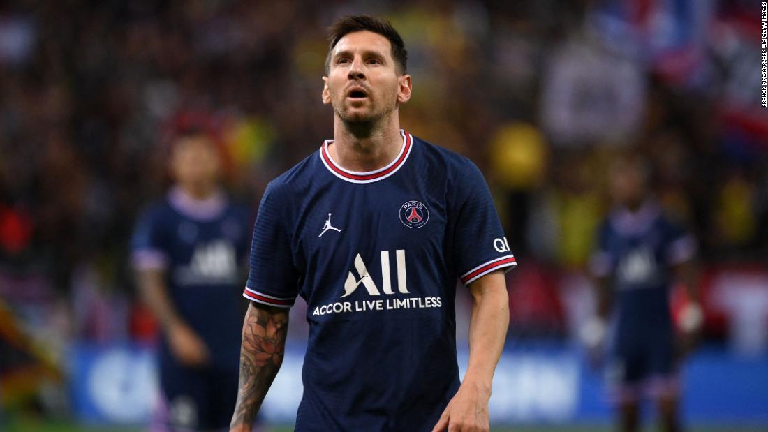 Lionel Messi makes Paris-Saint Germain debut, but Kylian Mbappé is the star of the show