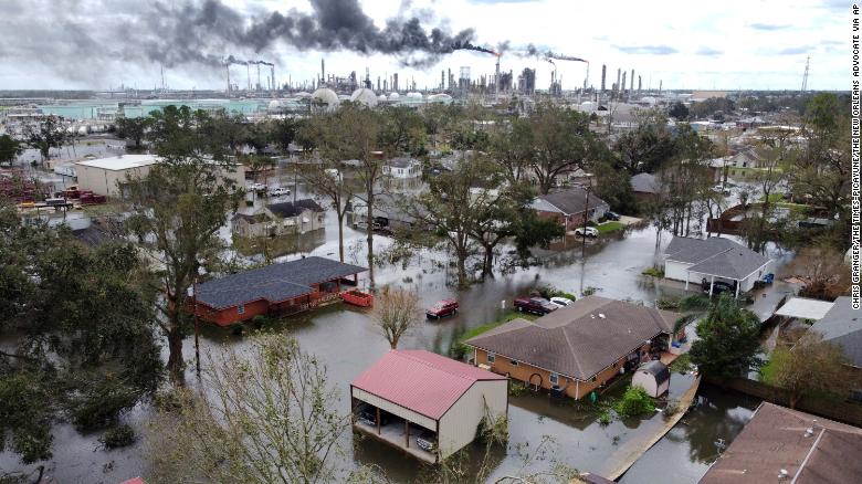 Hurricanes, wildfires, and drought: US finds itself battling climate disasters on several fronts