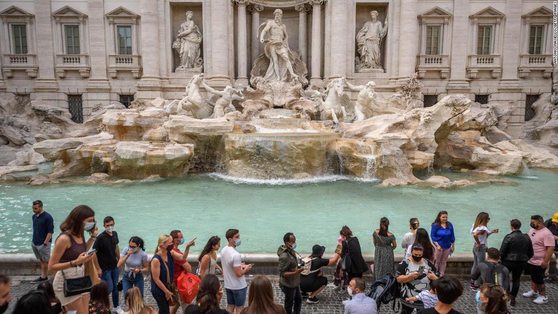 I paesi europei hanno reimposto il divieto ai turisti americani