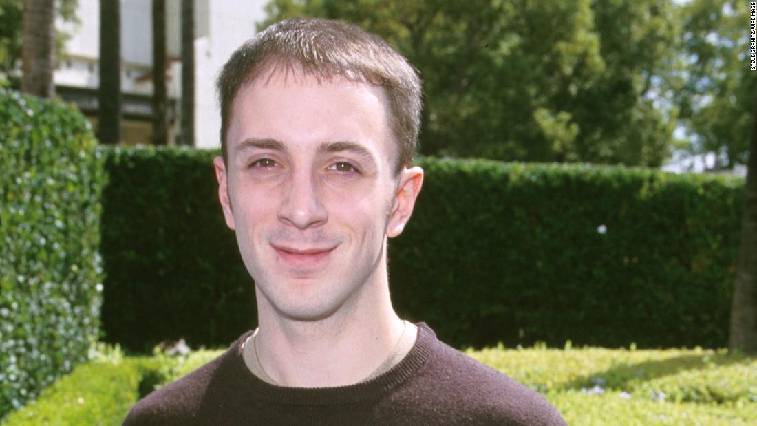 'Blues Clues' original host Steve Burns explains why he left the show