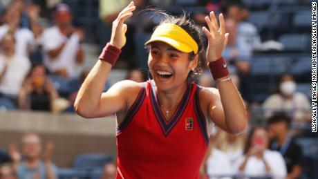 &#39;I didn&#39;t expect to be here at all&#39;: Emma Raducanu beats Belinda Bencic to reach US Open semifinals
