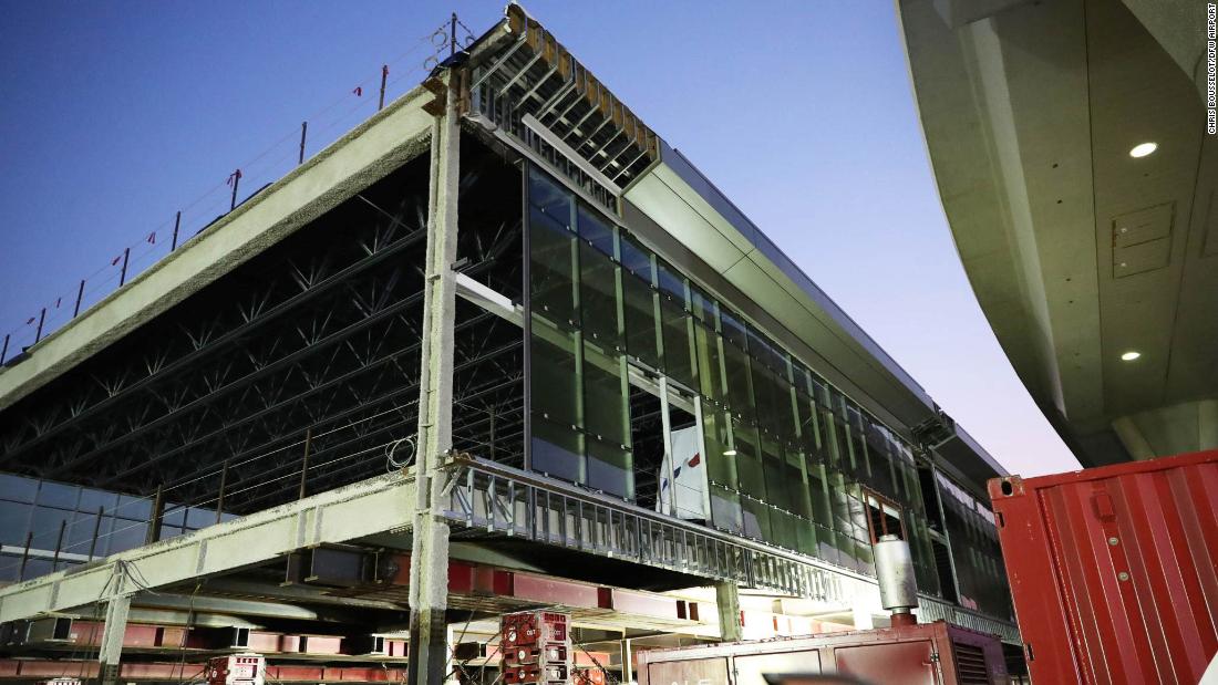 Dallas-Fort Worth Airport has amazing new way to build passenger gates