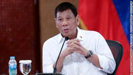 Philippines says it will investigate more than 150 police officers over Duterte&#39;s deadly drugs war