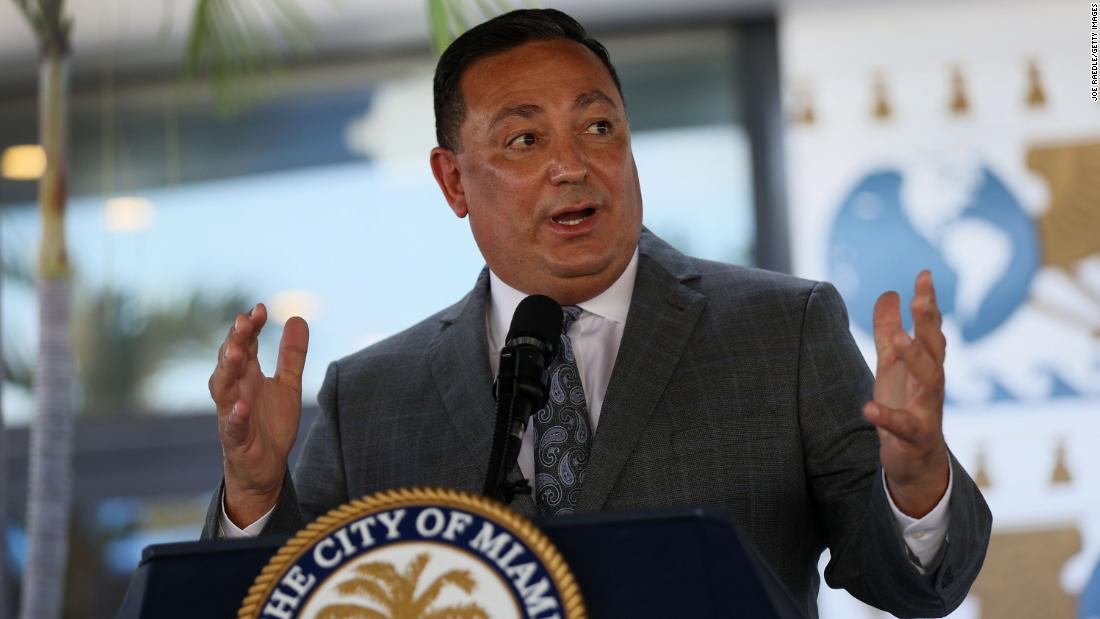 Miami city manager suspends Art Acevedo as police chief with the intention of terminating him – CNN