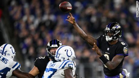 Jackson throws the ball against the Colts.