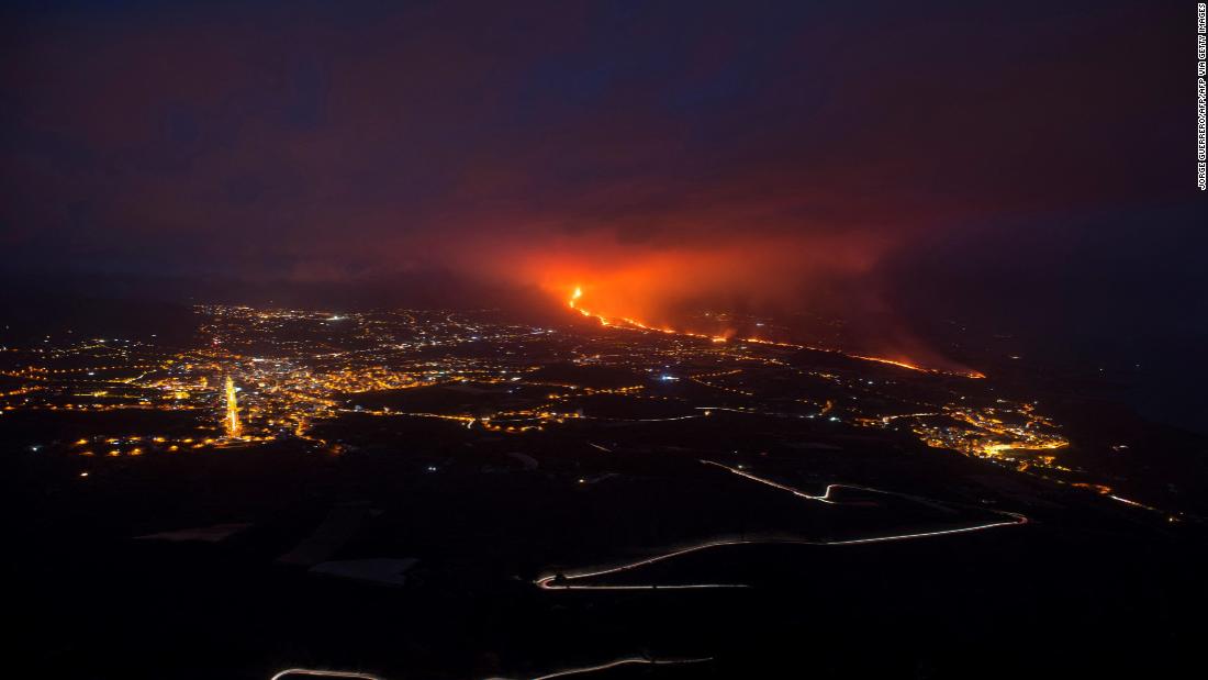 Hundreds more flee as lava spreads on Spain's La Palma