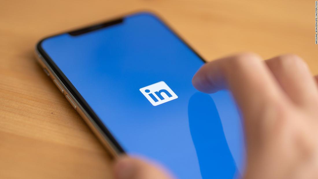 LinkedIn is shutting down its China platform because of a 'challenging operating environment'