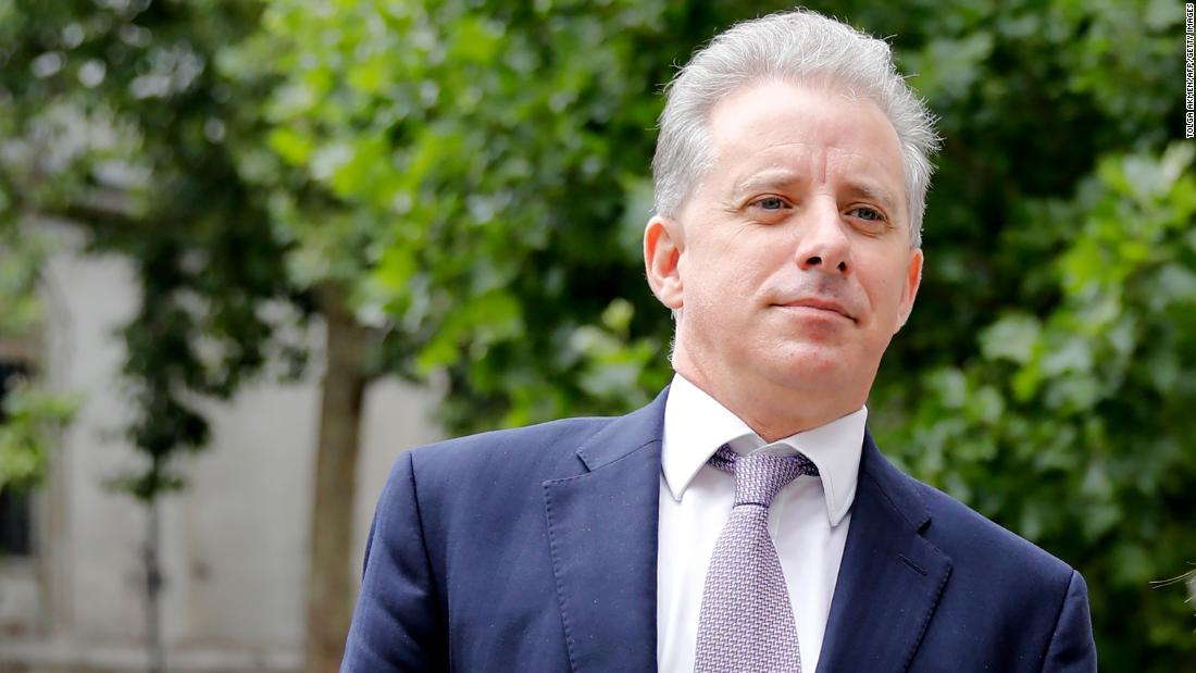 Hovorí Christopher Steele, ktorý vytvoril kontroverznú dokumentáciu Trump Rusko