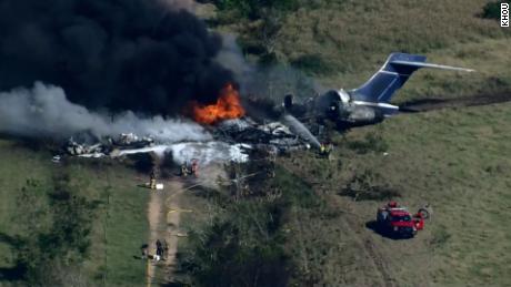 More than 20 people safely escape after plane crashes outside Houston