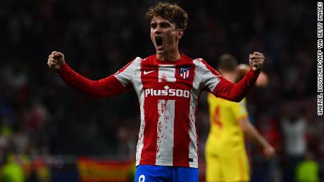 Antoine Griezmann&#39;s brace brought Atletico level before the break.