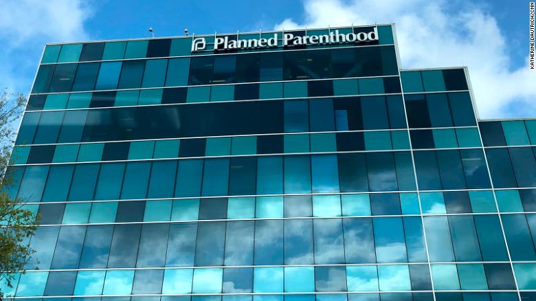 Texas abortion seekers flooded out-of-state clinics after six-week ban went into effect, Planned Parenthood records show