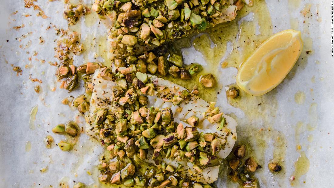 lemon-baked-cod-with-pistachio-crust