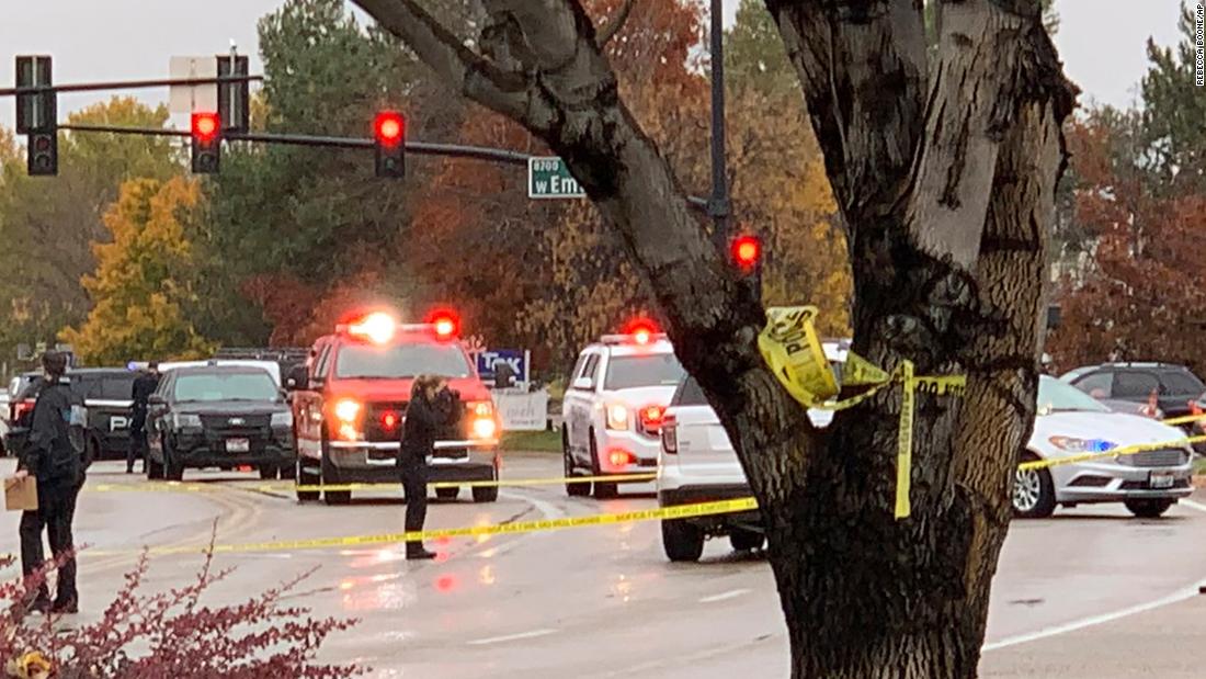2 killed and officer among 4 injured in Boise mall shooting, police say
