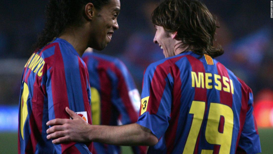 Messi y Ronaldinho: una amistad entre genios del fútbol que perdura con ...