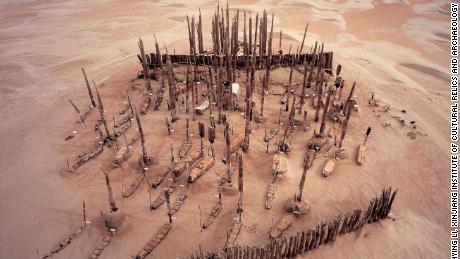 DNA ujawnia nieoczekiwane pochodzenie tajemniczych mumii zakopanych na chińskiej pustyni 