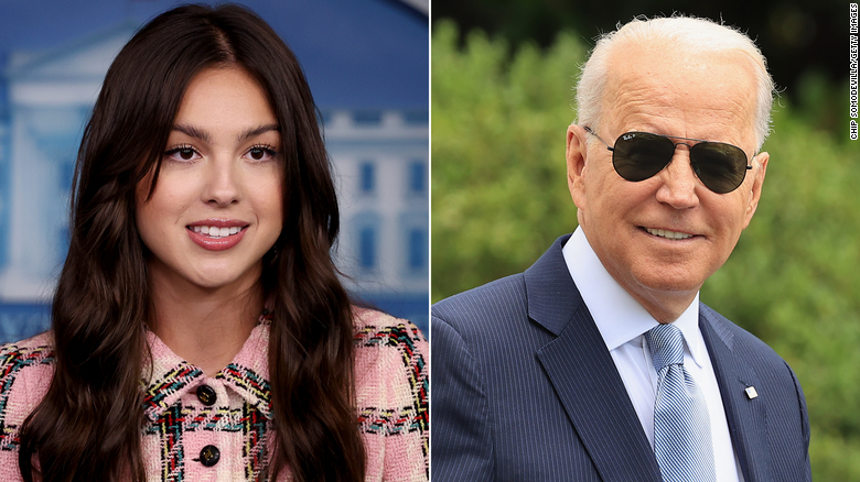 Olivia Rodrigo says Biden gave her a shoehorn and some M&Ms when she visited the White House