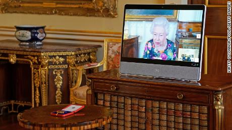 Queen Elizabeth II told to rest for at least two weeks

 | Breaking News Updates